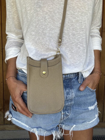 Pochette bandoulière en cuir taupe