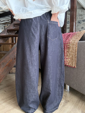 Pantalon forme barrel en denim brut